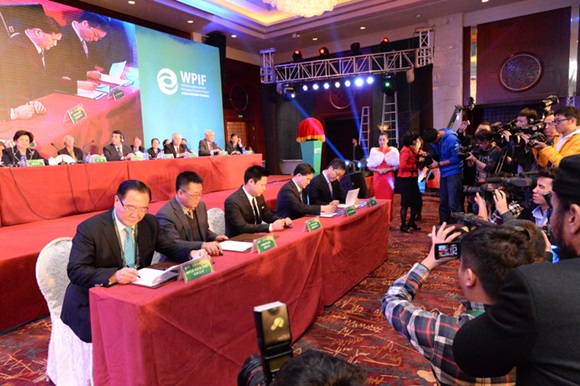 Signing ceremony of strategic cooperation of Asia Packaging Center