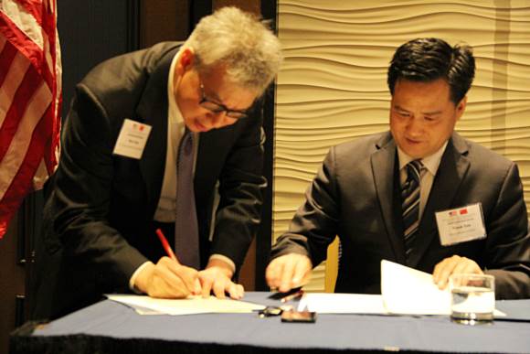 The signing of strategic agreement between GASME and U.S.-China Chamber of Commerce